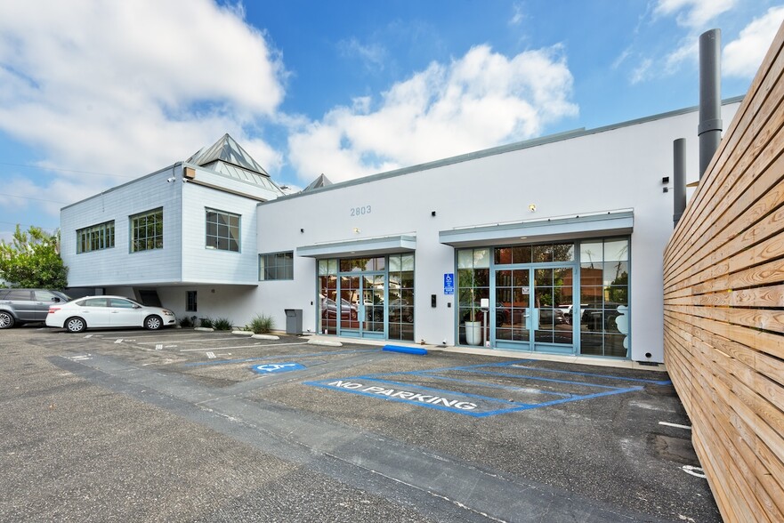 2803 Colorado Ave, Santa Monica, CA for lease - Building Photo - Image 2 of 10