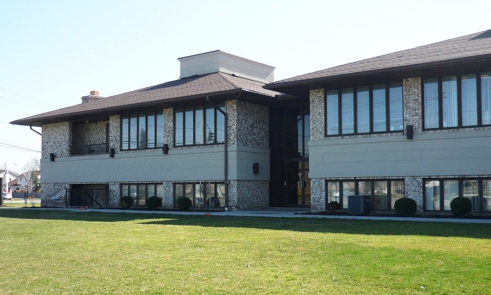 1825 Maple Rd, Buffalo, NY for sale - Other - Image 1 of 1