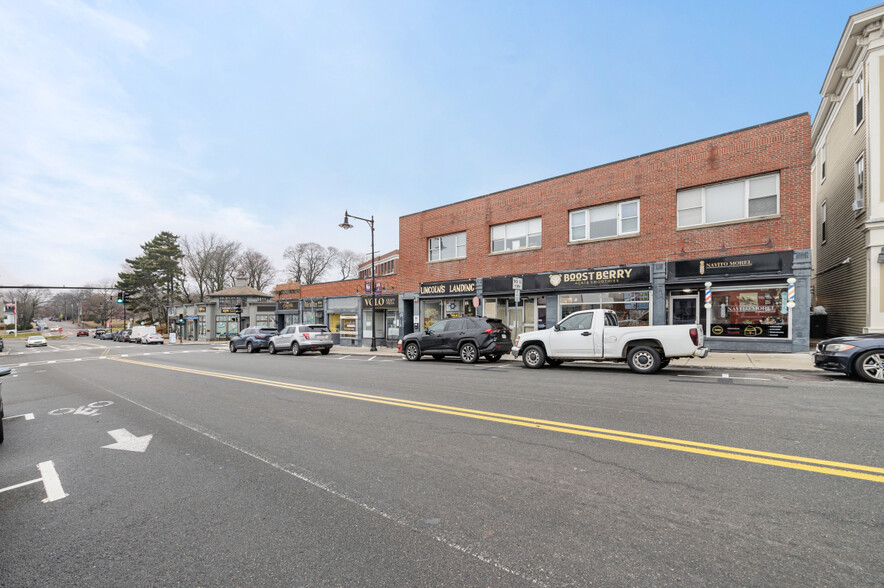 156-160 Humphrey St, Swampscott, MA for lease - Building Photo - Image 3 of 6