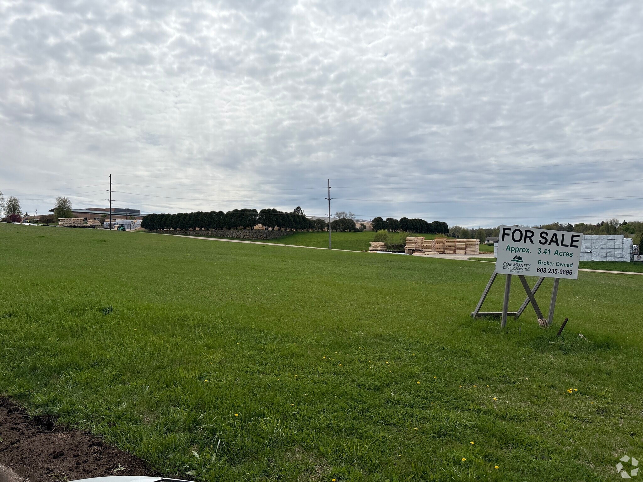 00 Perimeter Rd, Mount Horeb, WI for sale Building Photo- Image 1 of 2