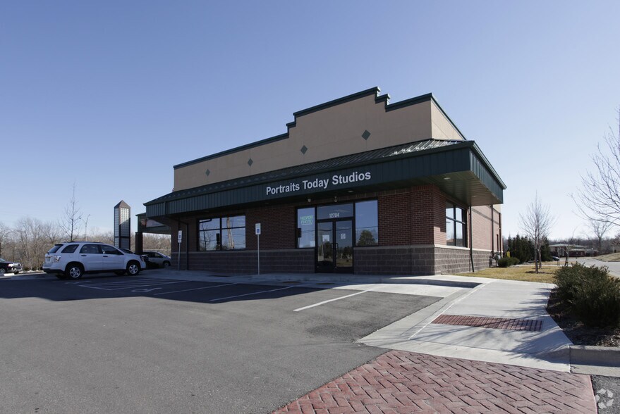 12708 S Blackbob Rd, Olathe, KS for sale - Primary Photo - Image 1 of 1