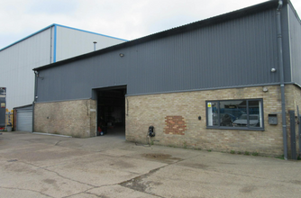 8 Wintersells Rd, Byfleet for lease Building Photo- Image 2 of 4