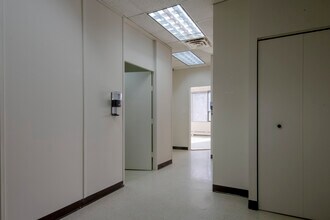 200 James St S, Hamilton, ON for lease Building Photo- Image 2 of 16