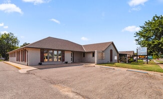 More details for 515 N Summit St, Arkansas City, KS - Office for Sale