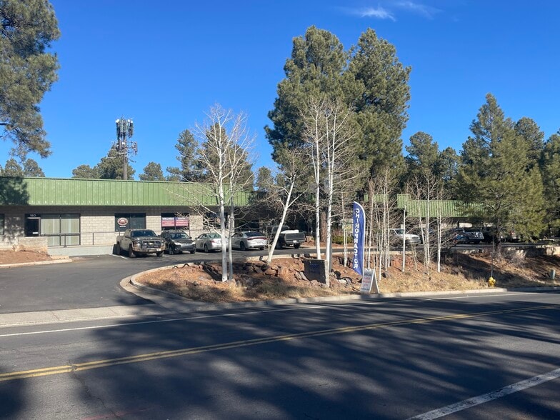1585 S Plaza Way, Flagstaff, AZ for lease - Building Photo - Image 1 of 24