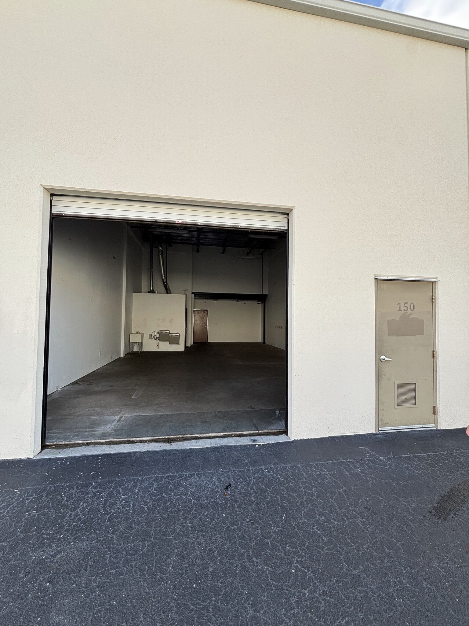 8600 Commodity Cir, Orlando, FL for lease Interior Photo- Image 1 of 4