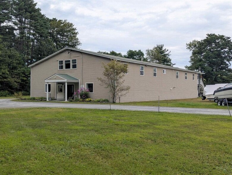 225 Missing Link Rd, Bellows Falls, VT for sale - Building Photo - Image 3 of 21