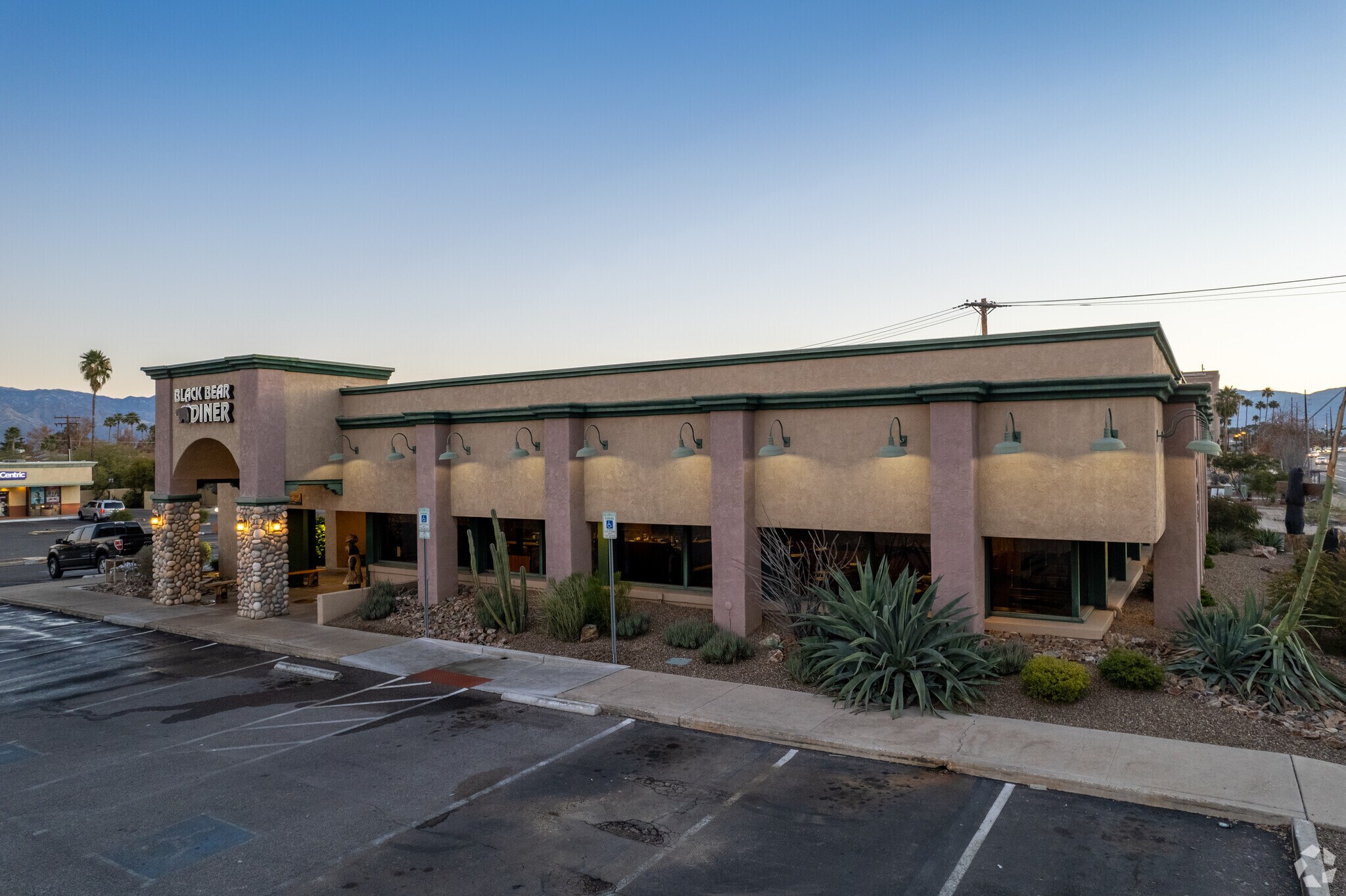 6160 E Broadway Blvd Tucson Az 6061-6095 E Broadway Blvd, Tucson, AZ 85711 - Broadway Place | LoopNet