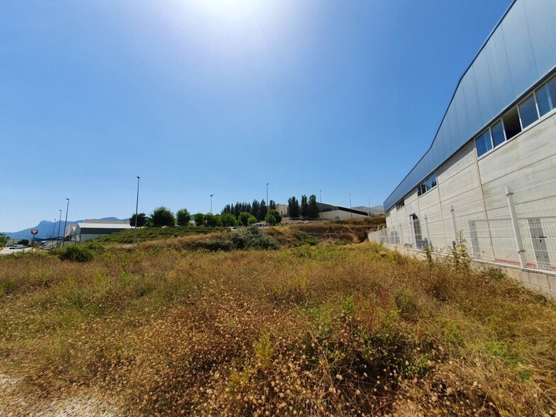 Industrial in Atzeneta d'Albaida, Valencia for sale - Building Photo - Image 3 of 4