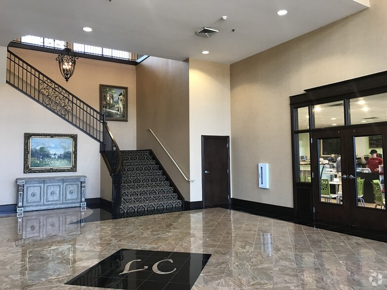1210-1287 Creekshire Way, Winston-Salem, NC for lease - Lobby - Image 3 of 16