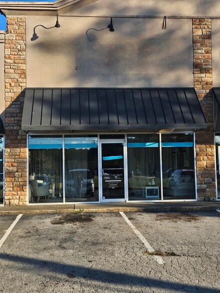1742-1780 Zebulon Rd, Griffin, GA for lease - Building Photo - Image 2 of 8