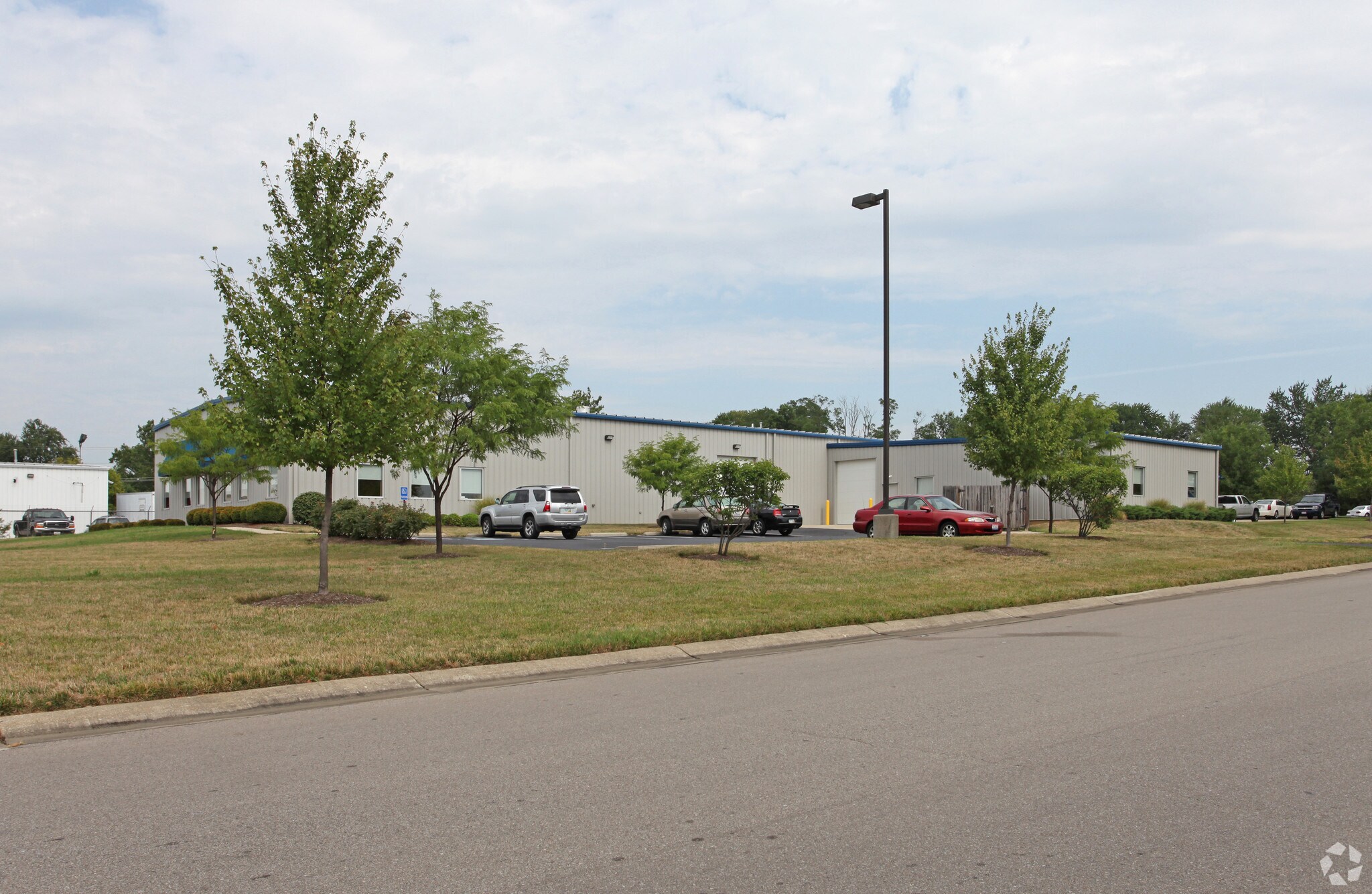 7230 Edington Dr, Cincinnati, OH for sale Primary Photo- Image 1 of 1