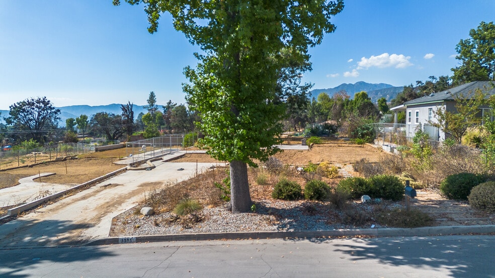 3333 Raymond Ave, Altadena, CA for sale - Building Photo - Image 2 of 26