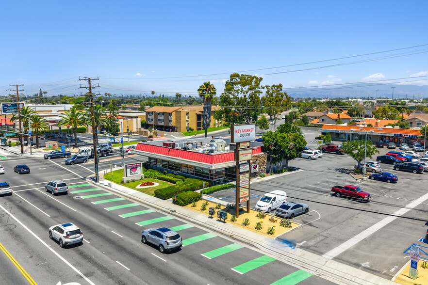 3001 S Bristol St, Santa Ana, CA for lease - Aerial - Image 2 of 8