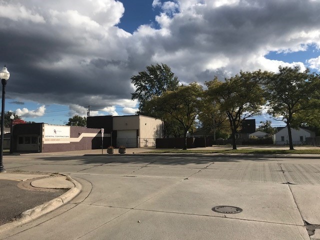 812 E 9 Mile Rd, Hazel Park, MI for sale - Other - Image 1 of 1