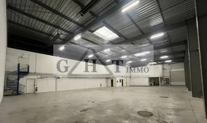 Office in Massy for lease - Interior Photo - Image 3 of 5