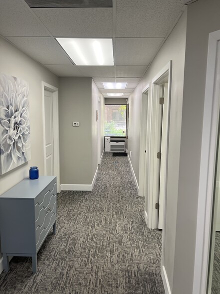 11166 Huron St, Northglenn, CO for sale - Interior Photo - Image 3 of 20