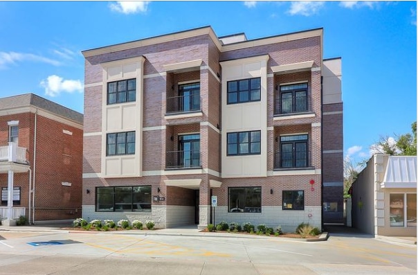 514 Hillgrove Ave, Western Springs, IL for sale - Building Photo - Image 2 of 7