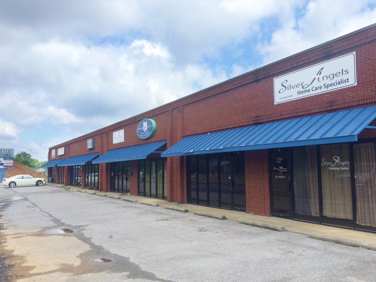 2535 Madison St, Clarksville, TN 37043