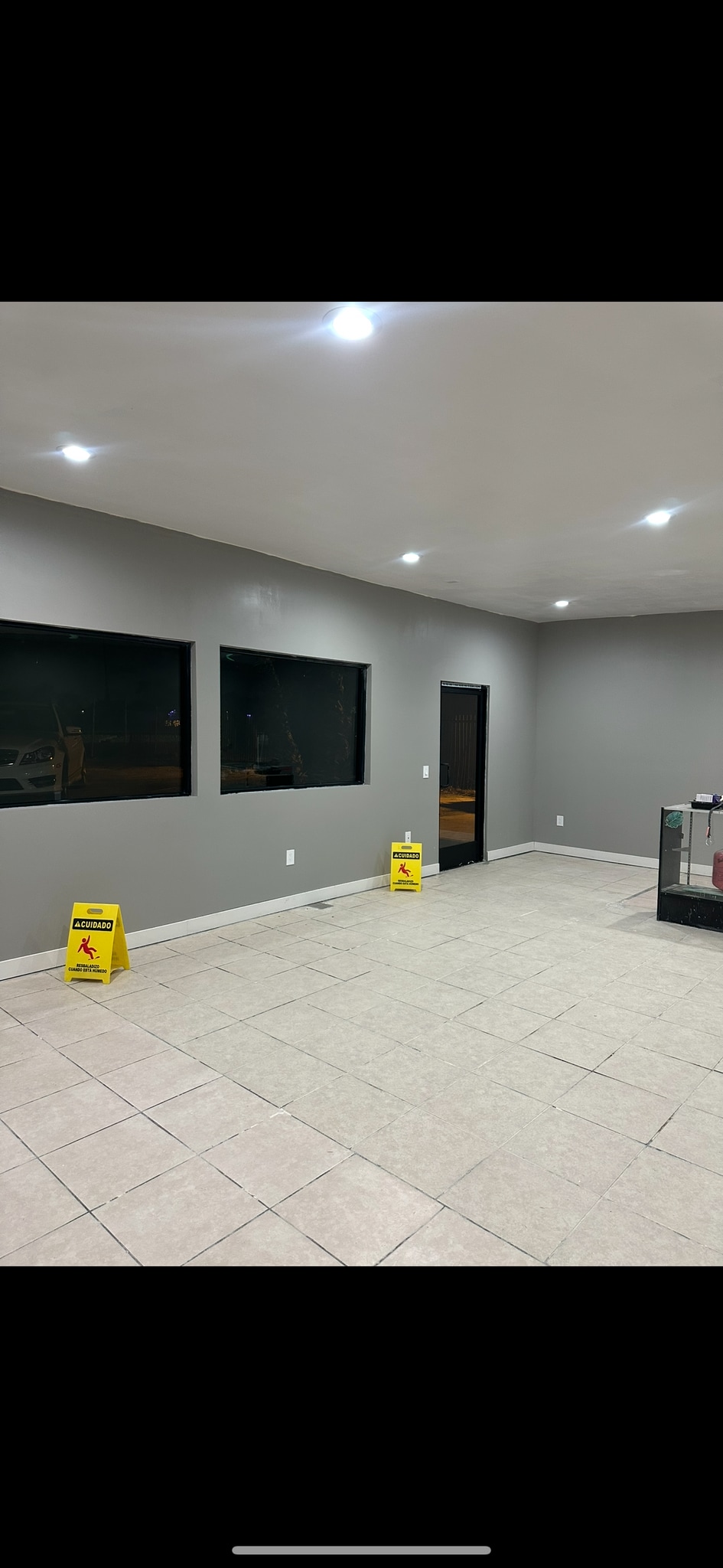 11923 Cedar Ave, Bloomington, CA for lease Building Photo- Image 1 of 2