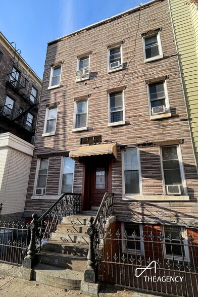 191 Calyer St, Brooklyn, NY for sale - Building Photo - Image 1 of 1