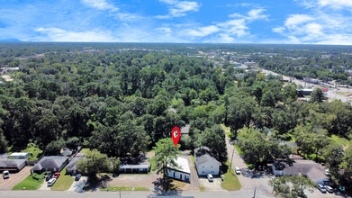 703 Everett St, Conroe, TX - aerial  map view - Image1