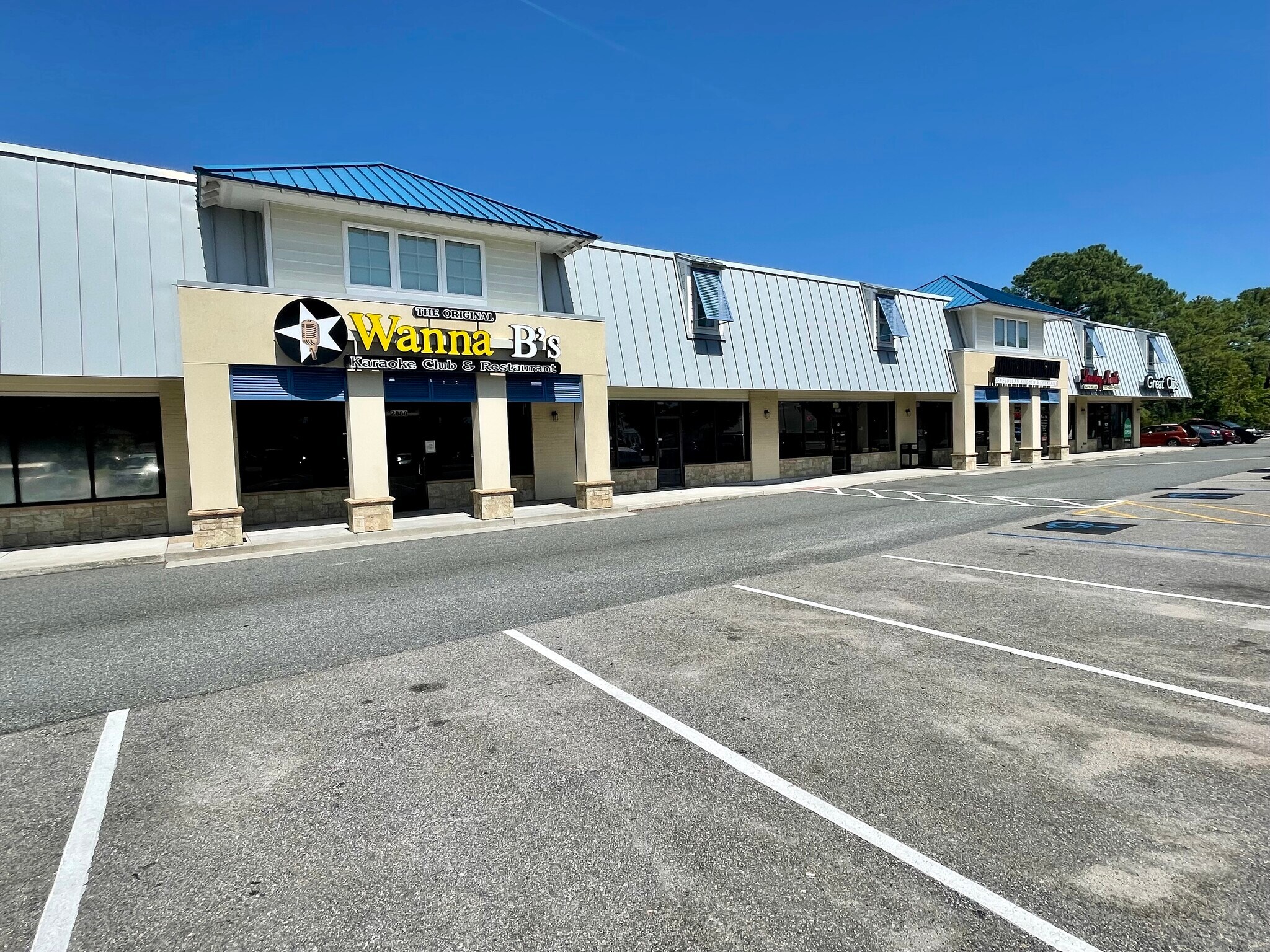 2800 Virginia Beach Blvd, Virginia Beach, VA 23452 Market Square