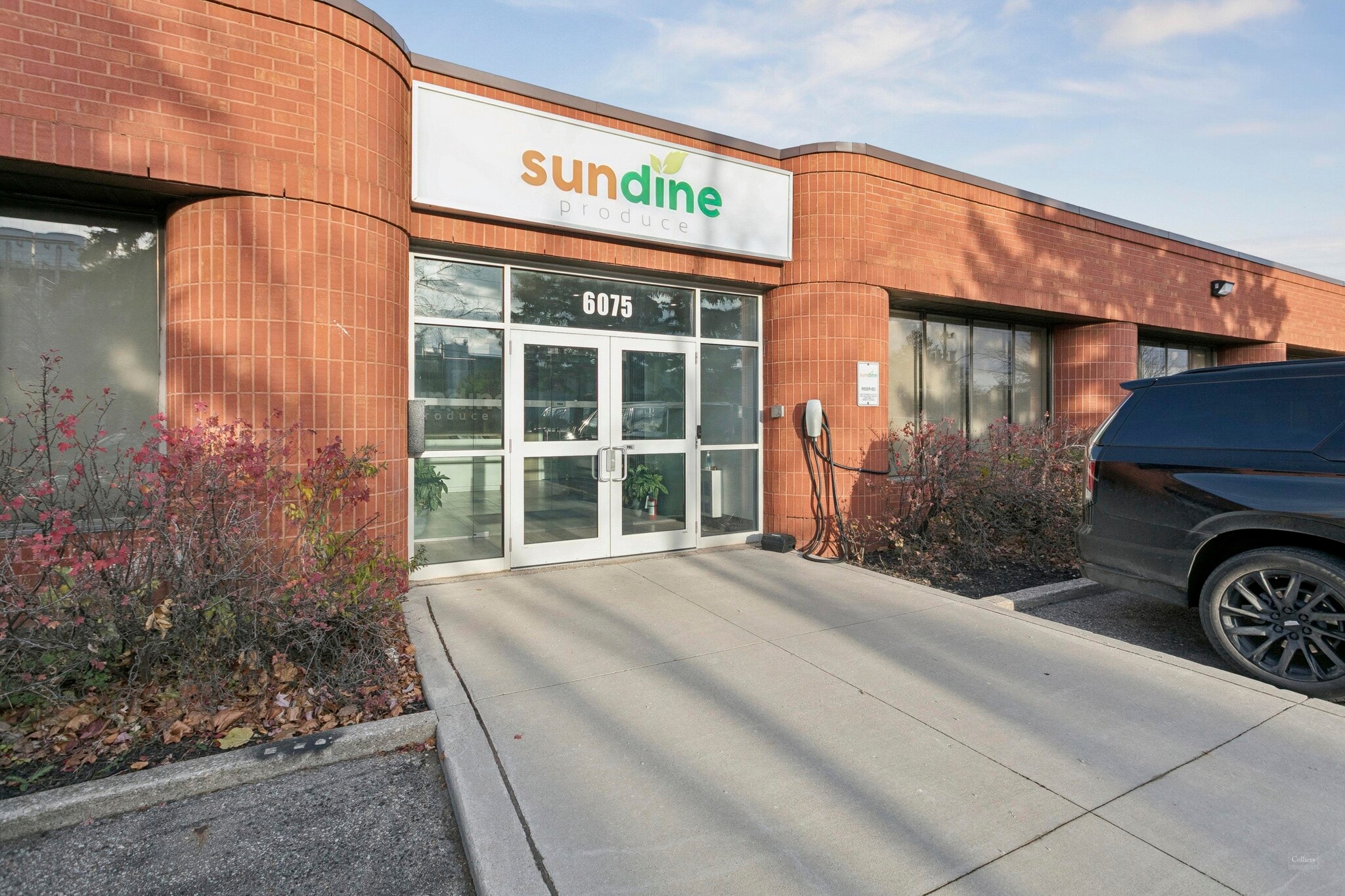 6075 Kestrel Rd, Mississauga, ON for lease Building Photo- Image 1 of 3