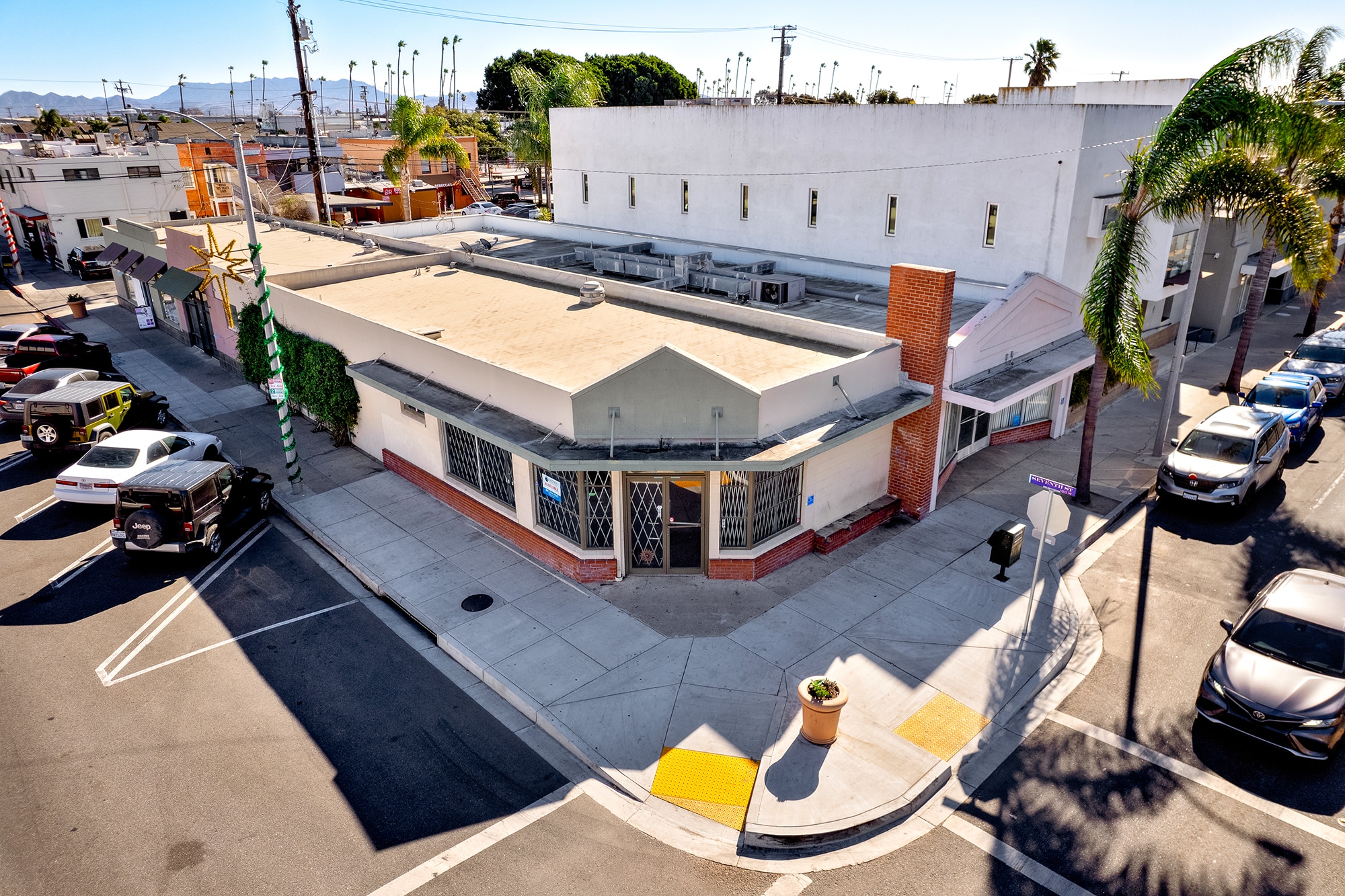 700-706 S A St, Oxnard, CA for sale Building Photo- Image 1 of 2