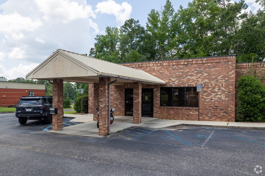 1207 Azalea Pl, Brewton, AL for sale - Building Photo - Image 3 of 17