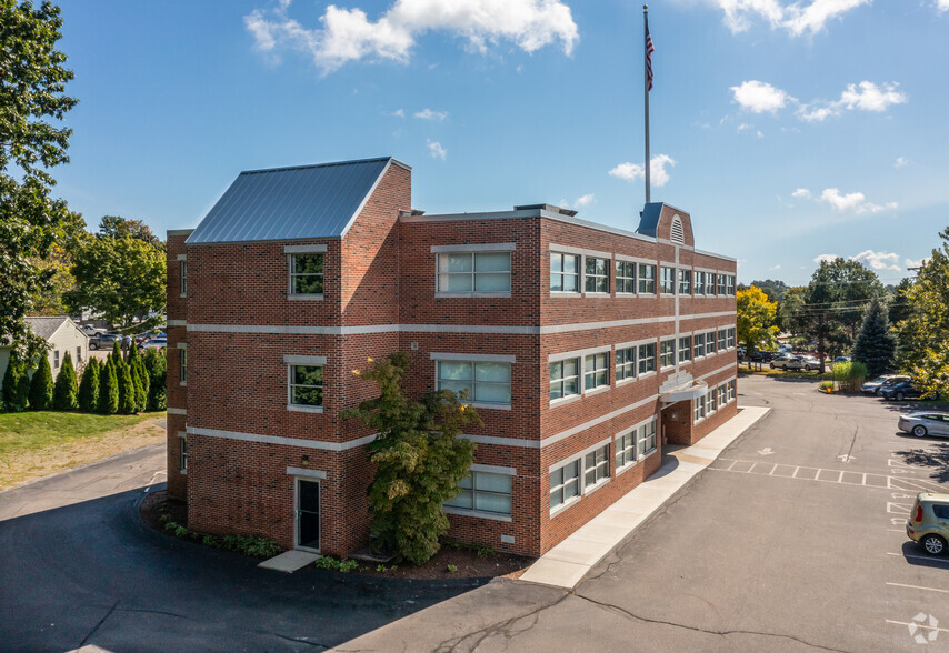 3 Cherry St, Newburyport, MA for lease - Building Photo - Image 2 of 10