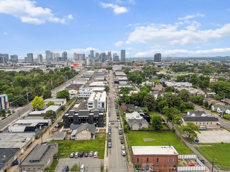 1120 3rd Ave S, Nashville, TN for sale - Aerial - Image 2 of 36
