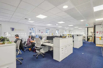 203 Rue Du Faubourg Saint-Honoré, Paris for lease Interior Photo- Image 2 of 4