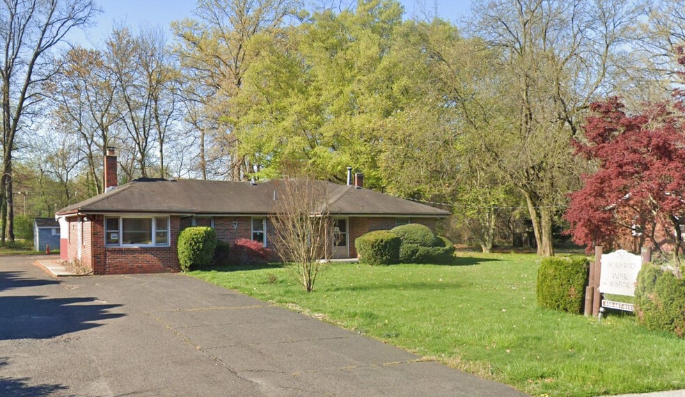 2306-2310 Church Rd portfolio of 3 properties for sale on LoopNet.com - Building Photo - Image 3 of 10