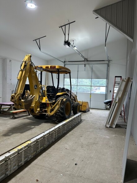 441 Clover Mill Rd, Exton, PA for lease - Interior Photo - Image 3 of 7