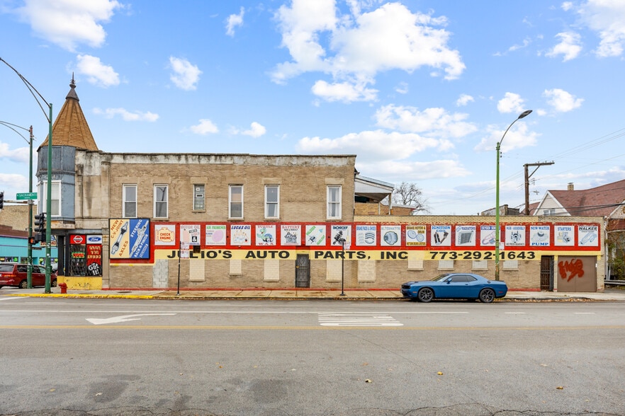 3000 W Diversey Ave, Chicago, IL for sale - Building Photo - Image 3 of 16