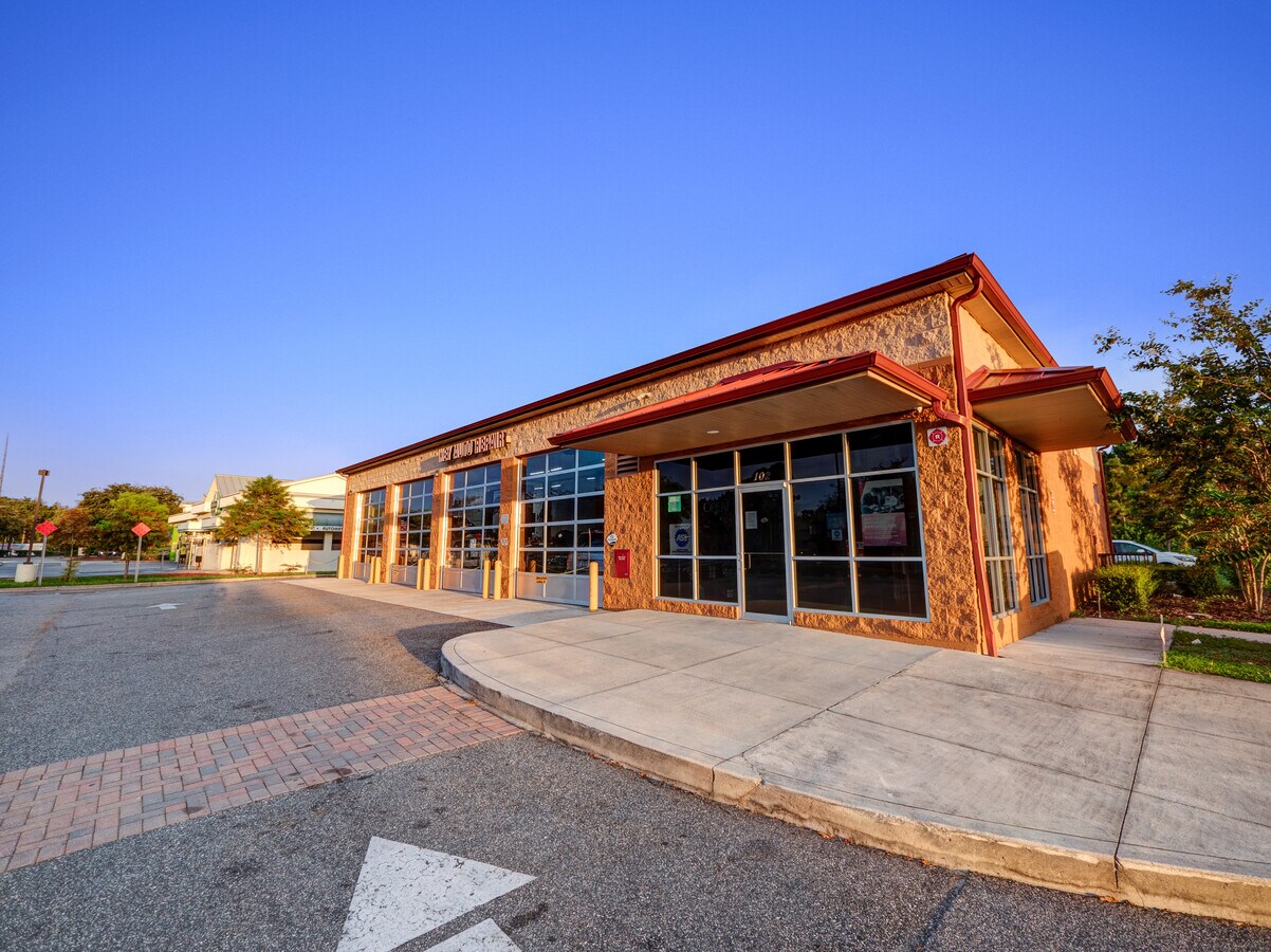 102 W Wetherbee Rd, Orlando, FL 32824