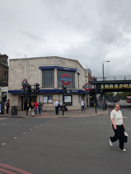 180 Balham High Rd, London for sale - Building Photo - Image 3 of 6