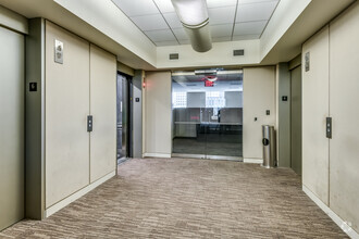 111 E Wisconsin Ave, Milwaukee, WI for lease Interior Photo- Image 1 of 5