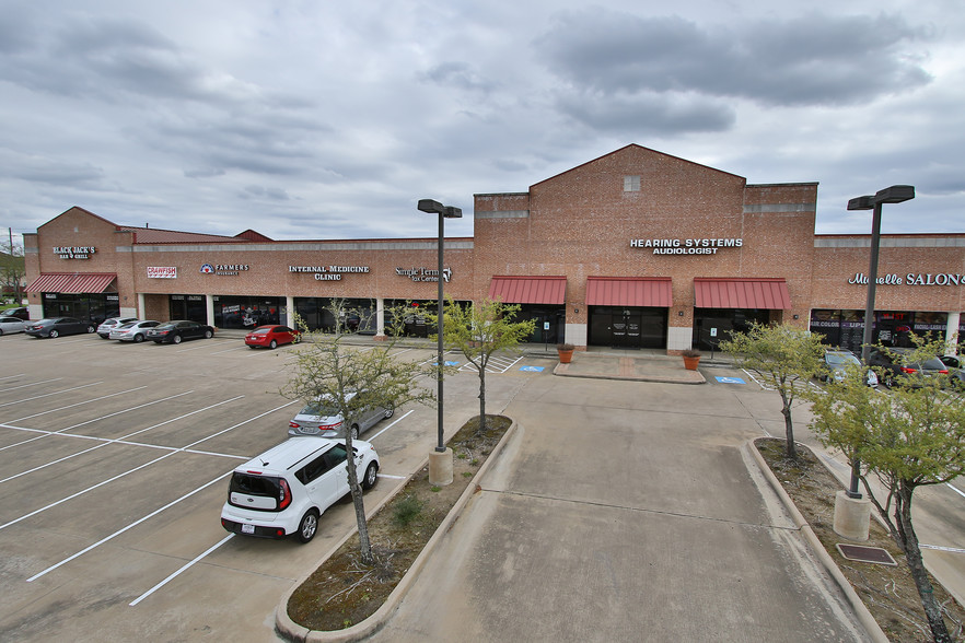 16103-16301 W Little York Rd, Houston, TX for lease - Building Photo - Image 2 of 8