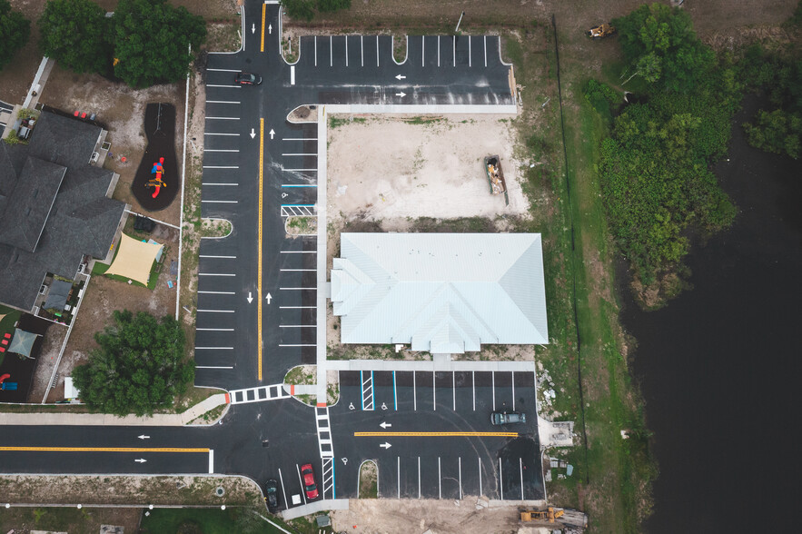 1784 Collier -1, Lutz, FL for lease - Building Photo - Image 2 of 7