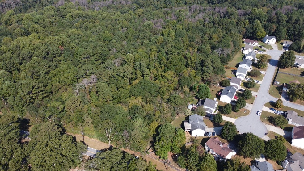 2 Parcels- 8.18 Acres in Ellenwood, GA portfolio of 2 properties for sale on LoopNet.com - Building Photo - Image 1 of 4