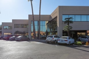 Ventura Plaza - Office Space