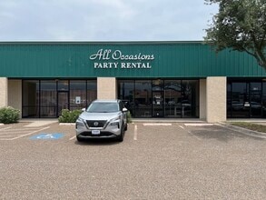 200-224 N McColl Rd, McAllen, TX for lease Building Photo- Image 1 of 36