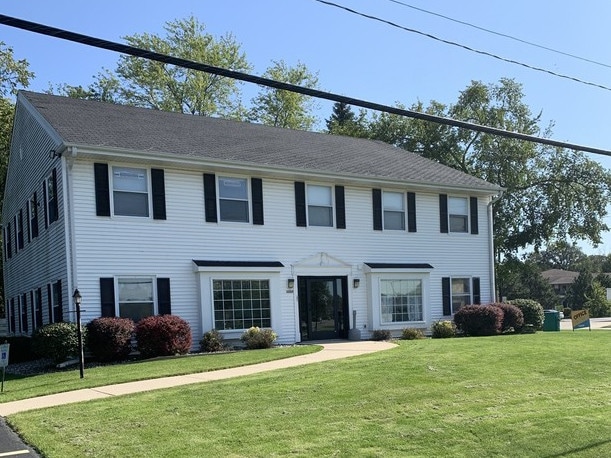 4680 W Bradley Rd, Brown Deer, WI for lease - Building Photo - Image 1 of 2