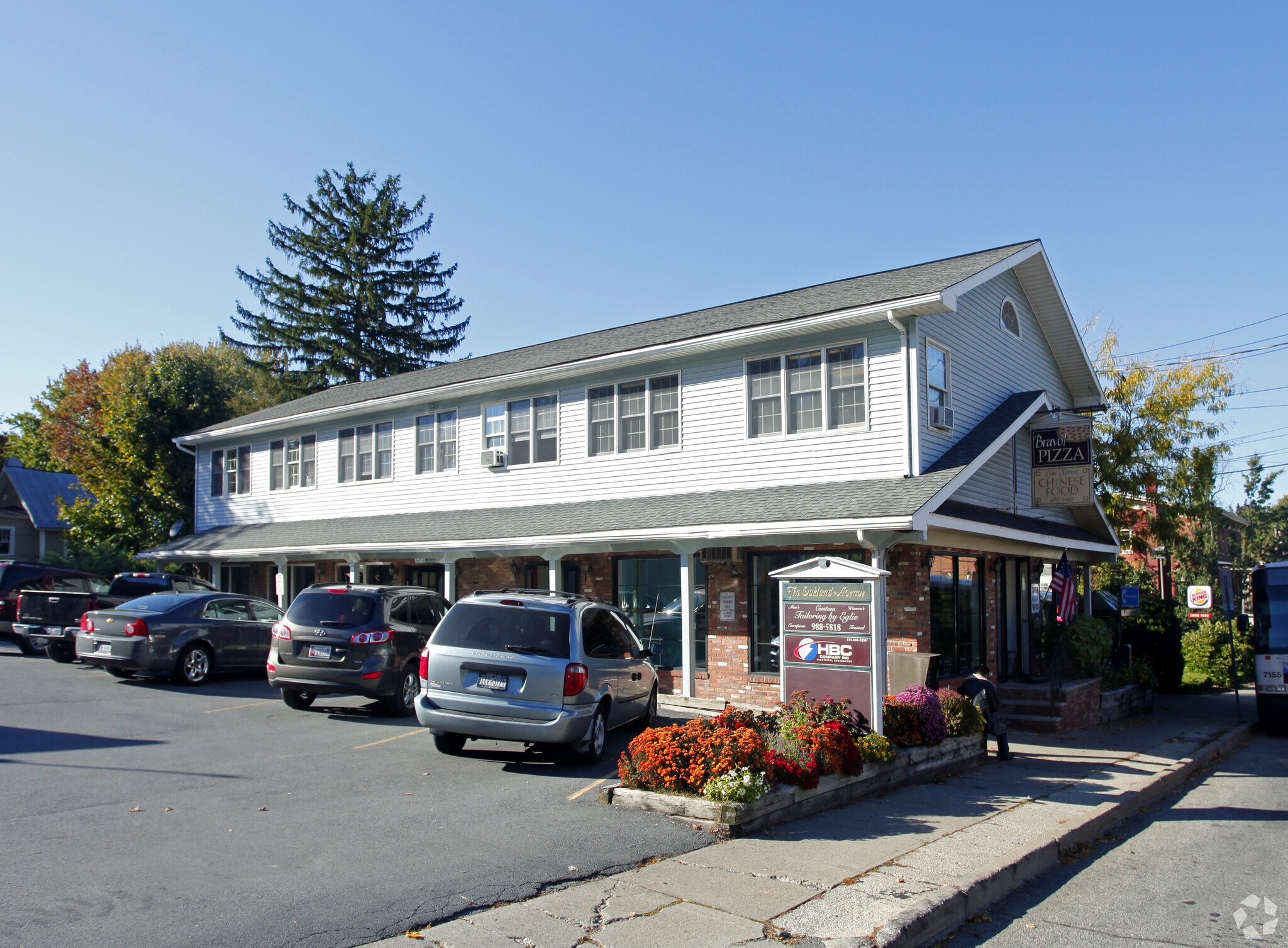 10 Oakland Ave, Warwick, NY for sale Primary Photo- Image 1 of 1