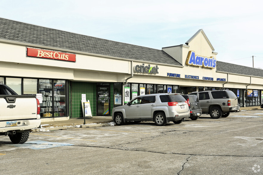 34001-34071 Vine St, Willowick, OH for lease - Building Photo - Image 3 of 5