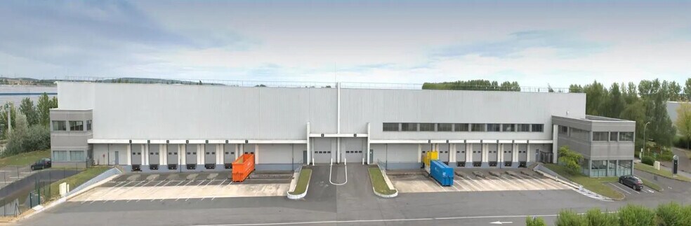 Office in Mitry-Mory for lease - Building Photo - Image 2 of 4