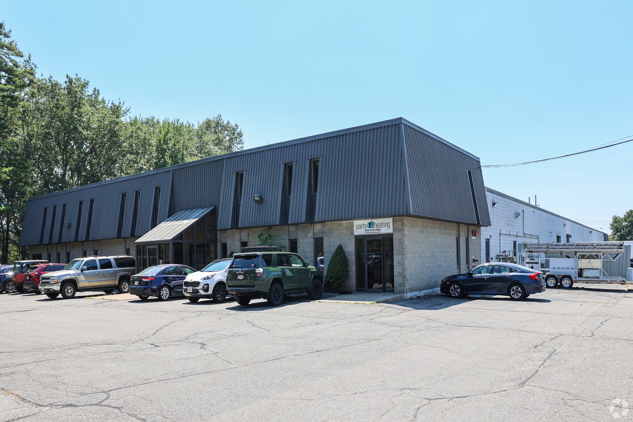 10 Upton Dr, Wilmington, MA for sale Primary Photo- Image 1 of 1