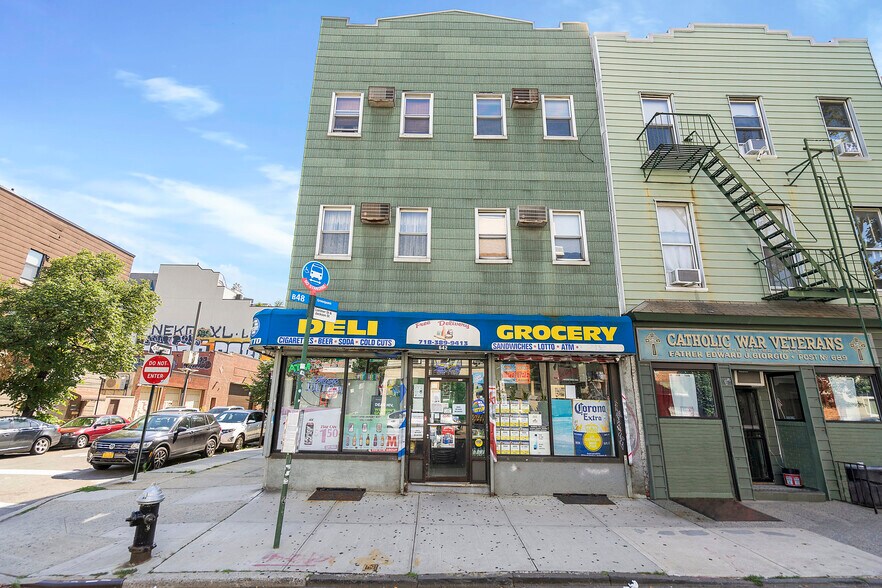 642 Lorimer St, Brooklyn, NY for sale - Building Photo - Image 1 of 1